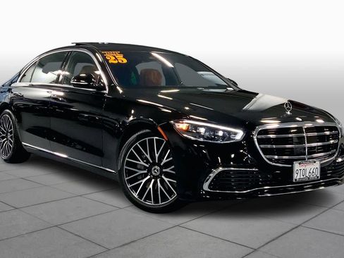 Used 2025 Mercedes-Benz S 500 S 500 image 2