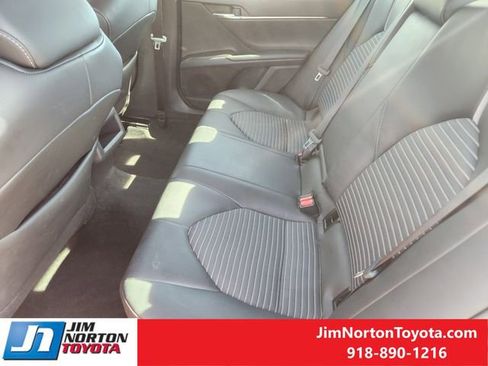 Used 2024 Toyota Camry SE image 31