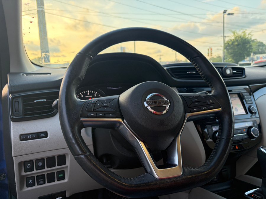 Used 2018 Nissan Rogue Sport SL w/ SL Premium Package AWD/4WD image 30