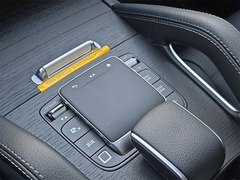 New 2025 Mercedes-Benz GLE 350 4MATIC image 33