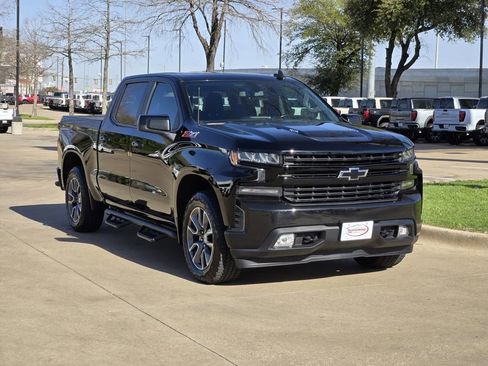 Used 2021 Chevrolet Silverado 1500 RST w/ All Star Edition Plus image 3