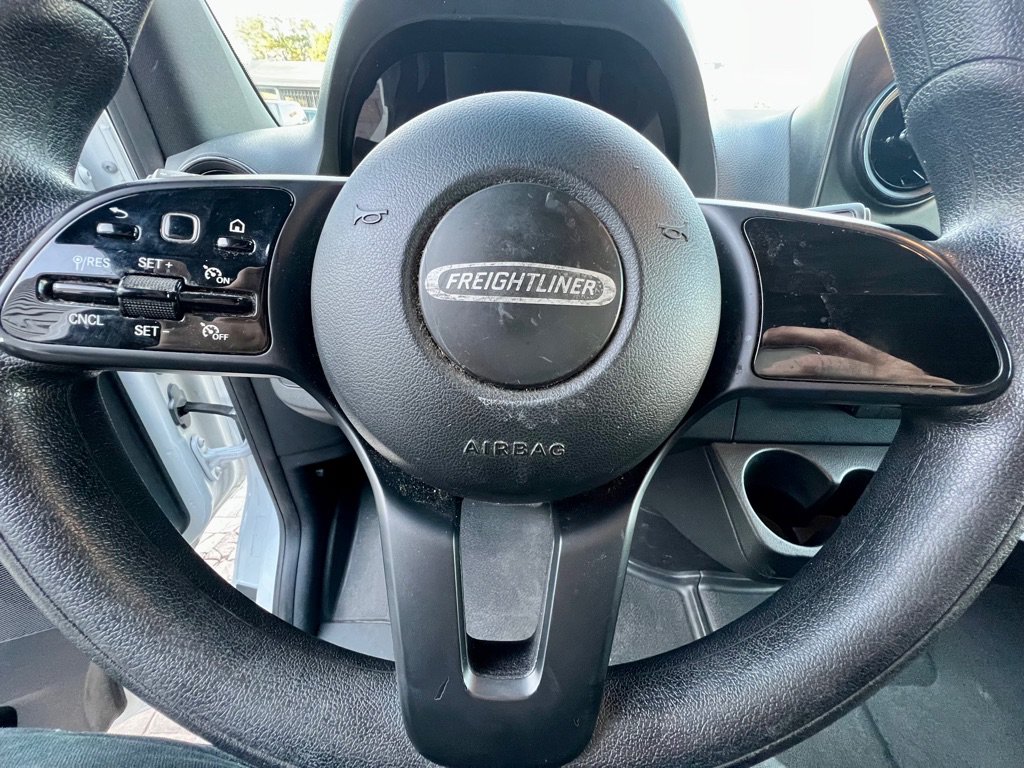 Used 2019 Freightliner Sprinter 2500 RWD image 14