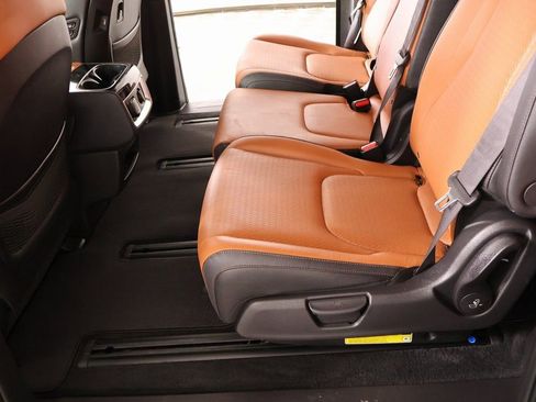 Used 2023 Kia Carnival SX Prestige w/ Paint Protection Package image 13