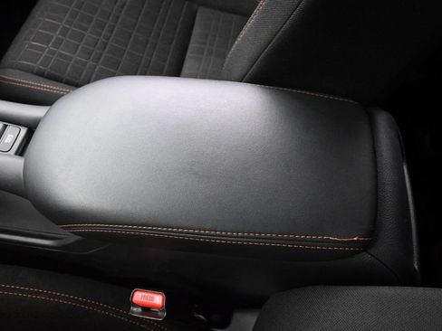 Used 2025 Honda HR-V Sport image 32