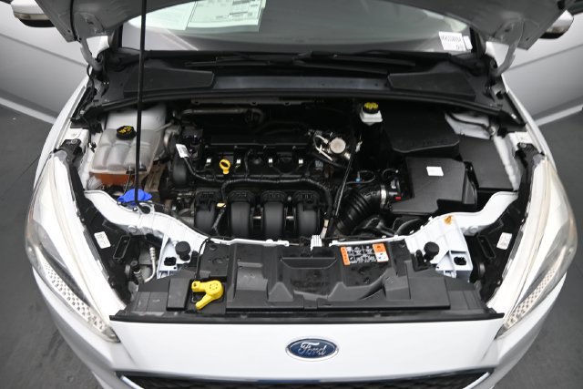 Used 2017 Ford Focus SE FWD image 35
