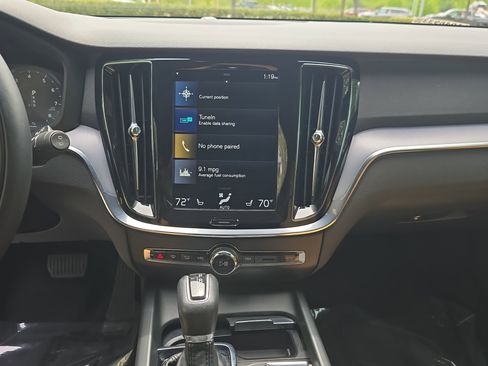 Used 2020 Volvo V60 T5 Cross Country w/ Protection Package Premier image 19