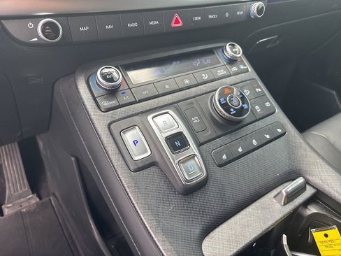 Used 2024 Hyundai Palisade Limited AWD/4WD image 12