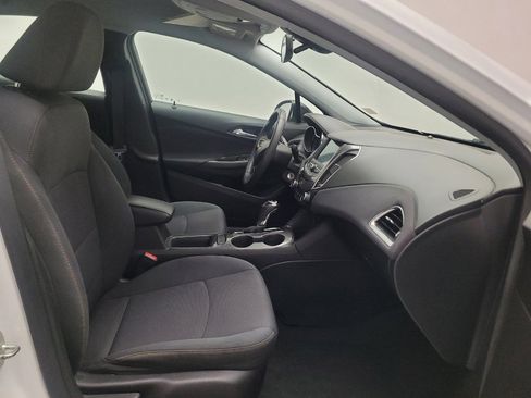 Used 2019 Chevrolet Cruze LS FWD image 21