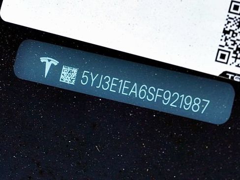 Used 2025 Tesla Model 3 Long Range RWD image 37