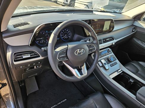 Used 2022 Hyundai Palisade SEL w/ 8P Bench Seat Package AWD/4WD image 14