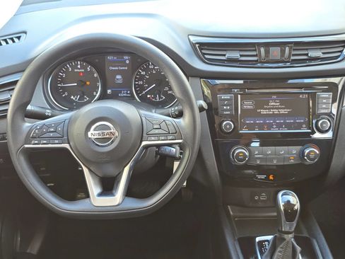 Used 2022 Nissan Rogue Sport S FWD image 15