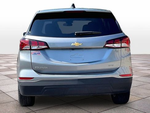 Used 2023 Chevrolet Equinox LS w/ LS Convenience Package AWD/4WD image 4