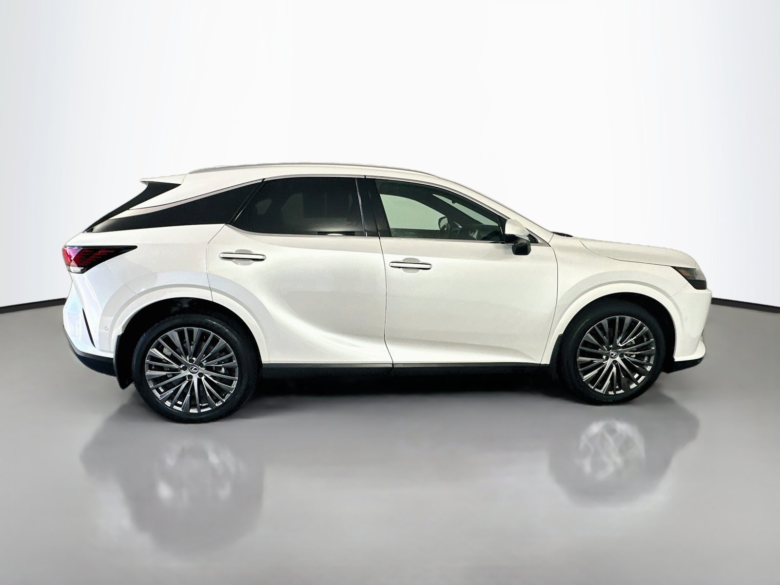 Used 2024 Lexus RX 350 w/ Convenience Package AWD/4WD image 8