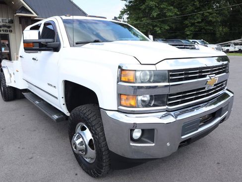 Used 2017 Chevrolet Silverado 3500 LTZ w/ Duramax Plus Package AWD/4WD image 3