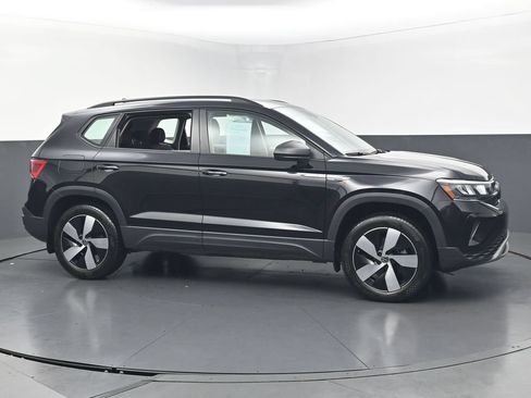 Used 2024 Volkswagen Taos S AWD/4WD image 6