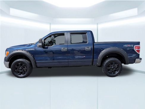 Used 2014 Ford F150 XLT w/ XLT Chrome Package image 2