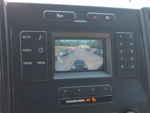 Used 2020 Ford F150 XL w/ Trailer Tow Package RWD image 14