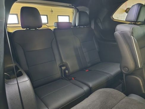 Used 2025 Buick Enclave Preferred image 18