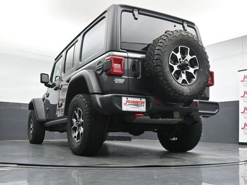 Used 2022 Jeep Wrangler Unlimited Rubicon w/ LED Lighting Group AWD/4WD image 36