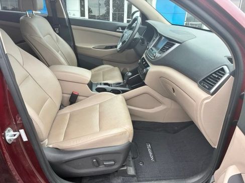 Used 2018 Hyundai Tucson SEL Plus AWD/4WD image 9