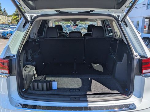 New 2026 Volkswagen Atlas SEL AWD/4WD image 32