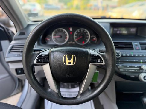 Used 2009 Honda Accord LX-P image 11