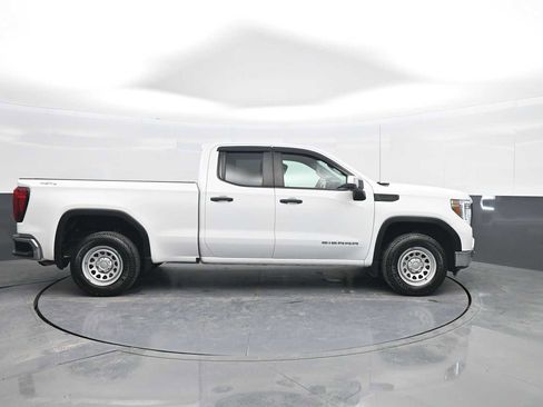 Used 2021 GMC Sierra 1500 4x4 Double Cab w/ Convenience Package image 9