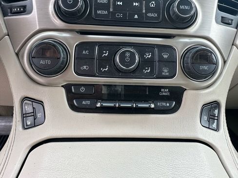 Used 2015 GMC Yukon Denali w/ Premium Package image 37