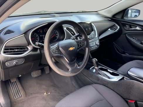 Used 2019 Chevrolet Malibu LS FWD image 17