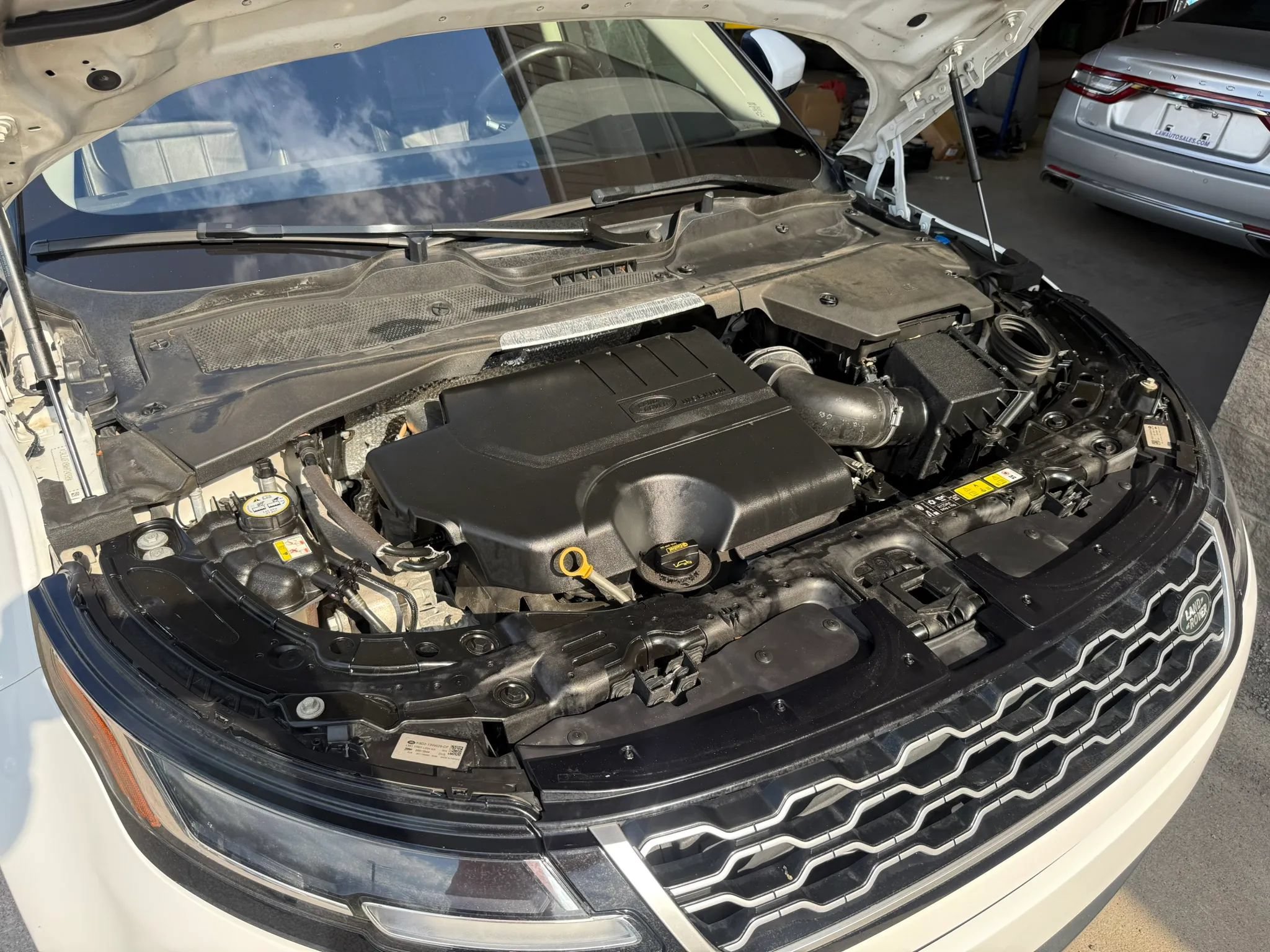 Used 2021 Land Rover Range Rover Evoque S AWD/4WD image 32