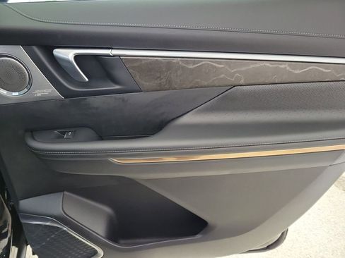 Certified 2025 Buick Enclave Avenir w/ Super Cruise Package image 24