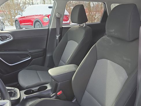 Used 2023 Kia Soul LX w/ Option Group 015 image 12