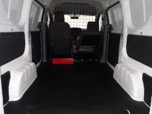 Used 2021 Nissan NV200 SV w/ Back Door Glass Package image 9