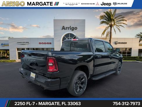 New 2026 RAM 1500 Express AWD/4WD image 5