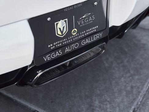 Used 2018 Mercedes-Benz AMG GT R image 18