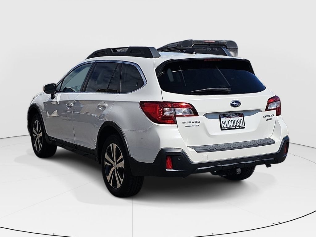 Used 2019 Subaru Outback 3.6R Limited AWD/4WD image 5