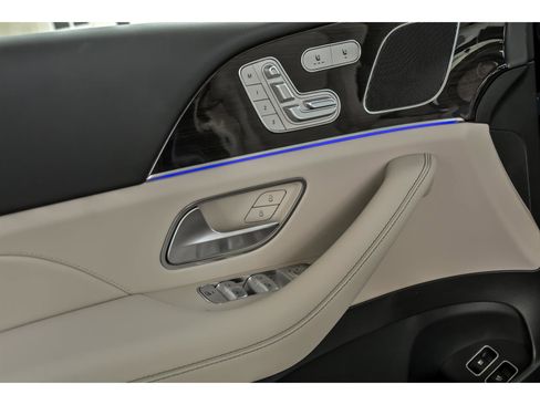 New 2026 Mercedes-Benz GLE 450e 4MATIC image 5