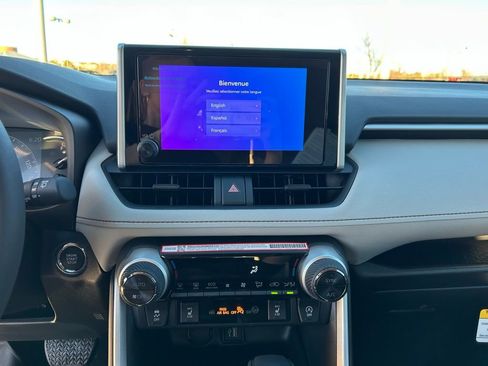 Used 2025 Toyota RAV4 XLE w/ Convenience Package image 15