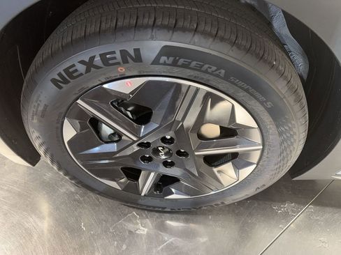 New 2025 Kia EV6 Light image 10