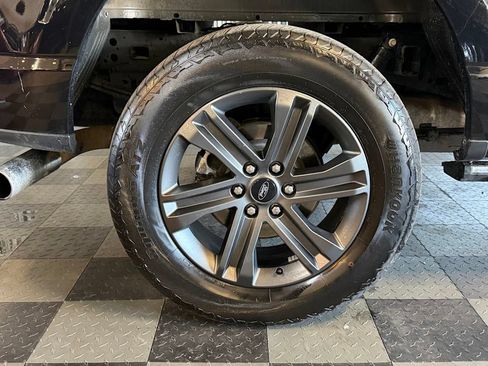 Used 2023 Ford F150 Lariat w/ Equipment Group 502A High AWD/4WD image 31