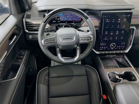 New 2026 GMC Acadia Denali image 18