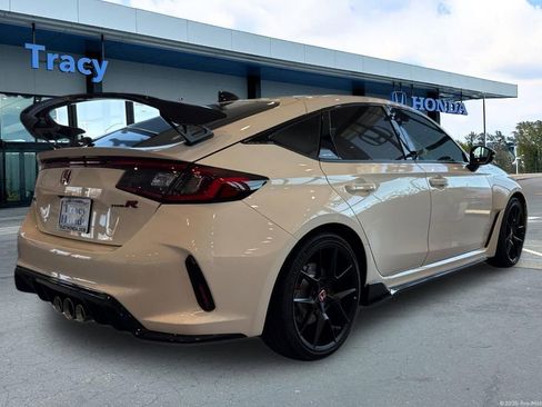 New 2026 Honda Civic Type R image 4
