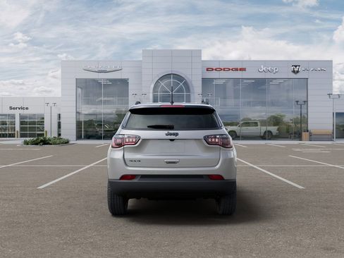 New 2026 Jeep Compass Limited image 7