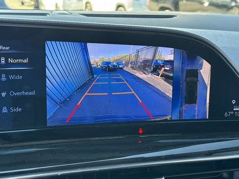 Used 2023 Cadillac Escalade ESV Premium Luxury image 25