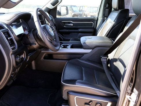 Used 2026 RAM 1500 Laramie AWD/4WD image 19