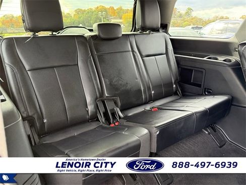 Certified 2021 Ford Expedition XLT image 18