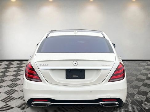 Used 2019 Mercedes-Benz S 560 4MATIC Sedan image 4