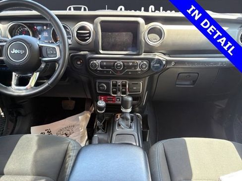 Used 2022 Jeep Wrangler Unlimited Rubicon 4xe AWD/4WD image 9