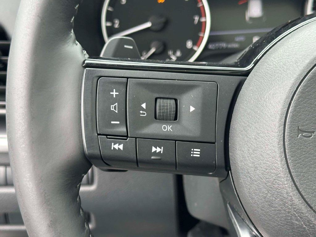 Used 2021 Nissan Rogue SV w/ Premium Package AWD/4WD image 21