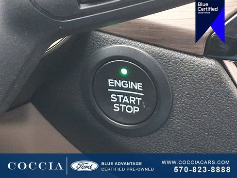 Certified 2020 Ford Escape Titanium AWD/4WD image 25